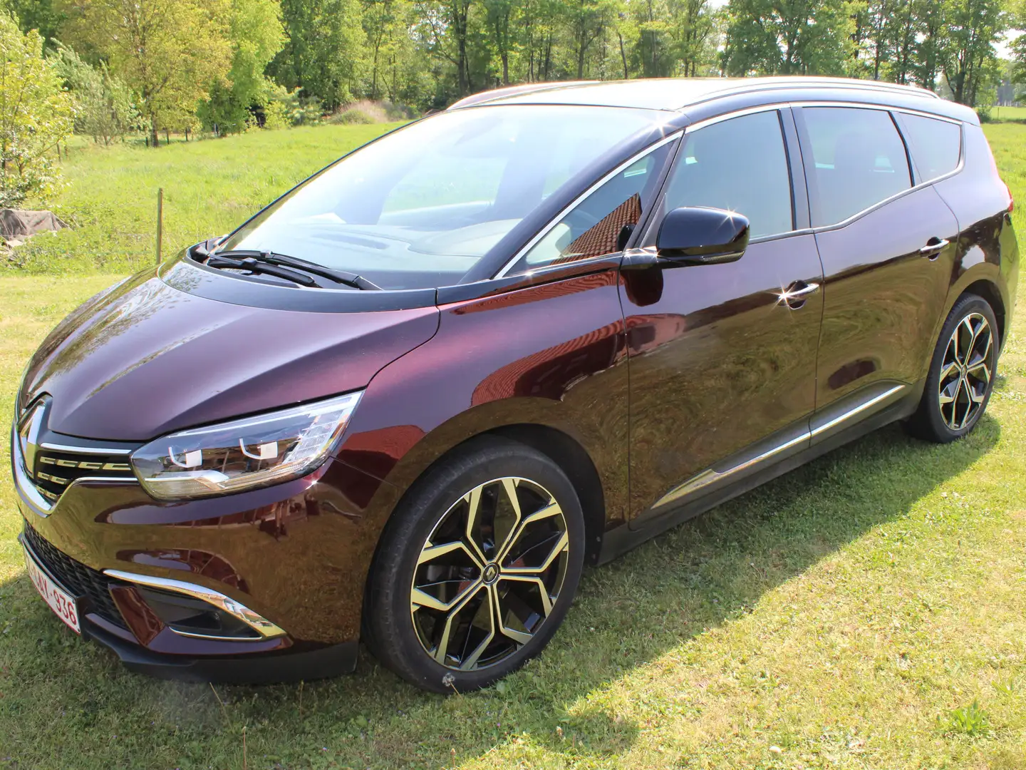 Renault Grand Scenic Grand Scenic TCe 140 GPF EDC TECHNO Rouge - 2