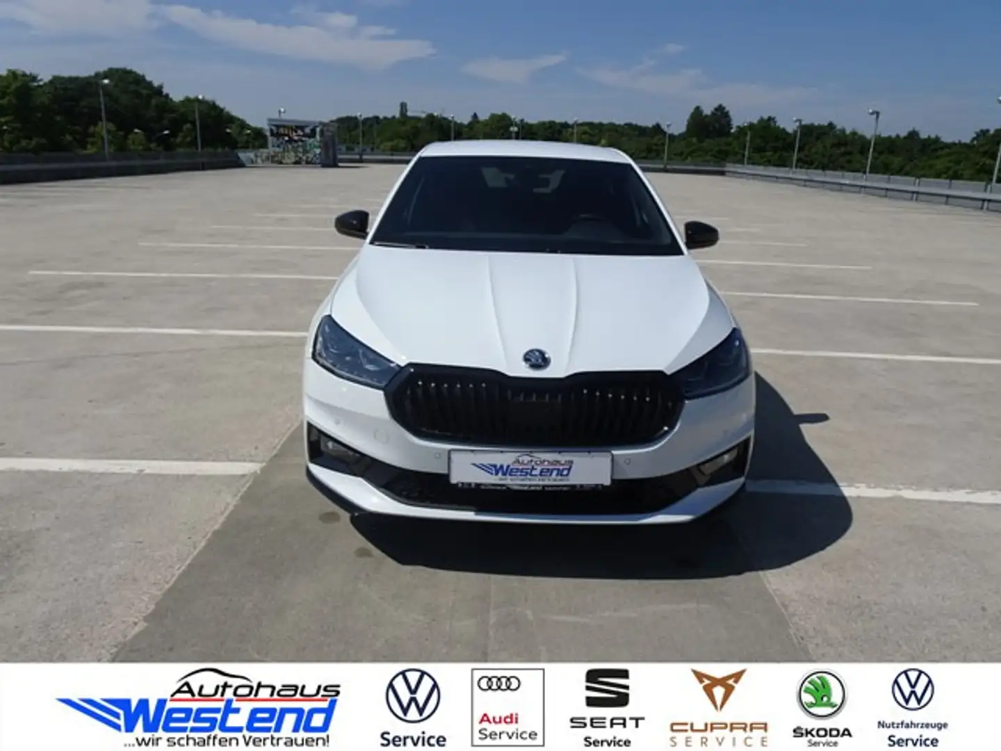 Skoda Fabia Monte Carlo 1.0l TSI 85kW Automatik LED Klima Weiß - 1