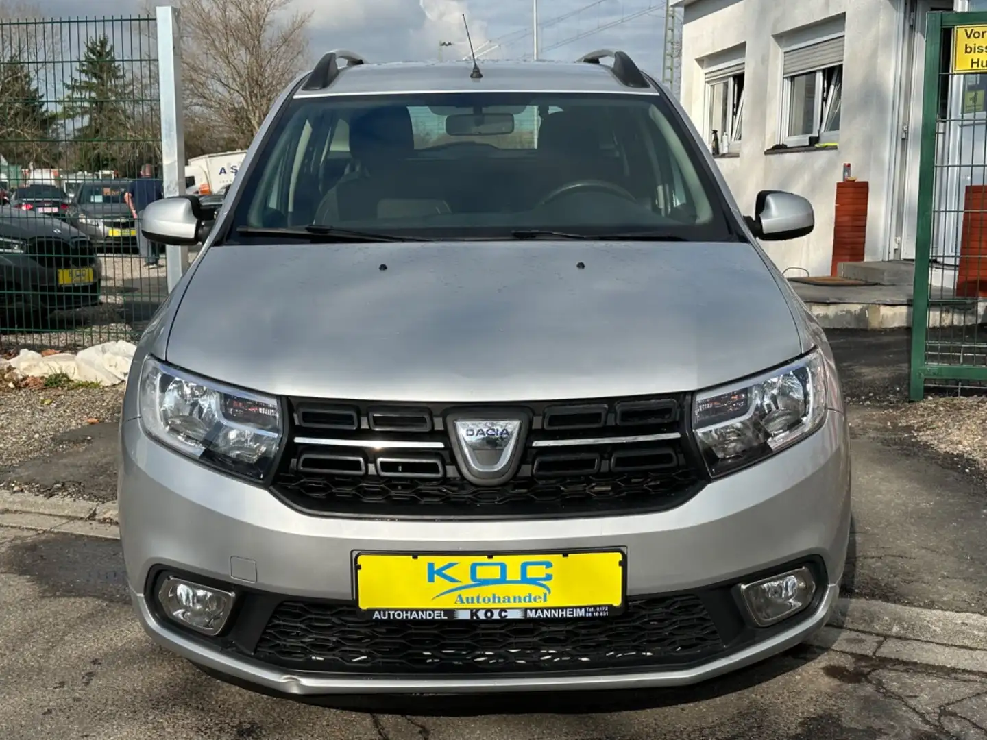 Dacia Logan MCV II Kombi Laureate Grau - 2