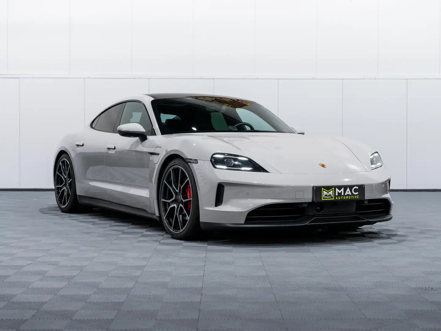 Porsche Taycan 4S CRAYON FACE LIFT Perf Batt+/21inch/Surround 360 Grijs - 2