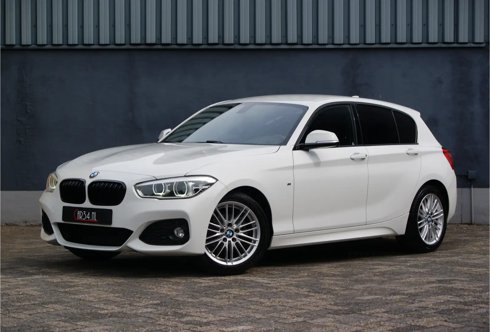 BMW 116 1-serie 116i M Sport Facelift Shadow Carplay/PDC/L Blanc - 1