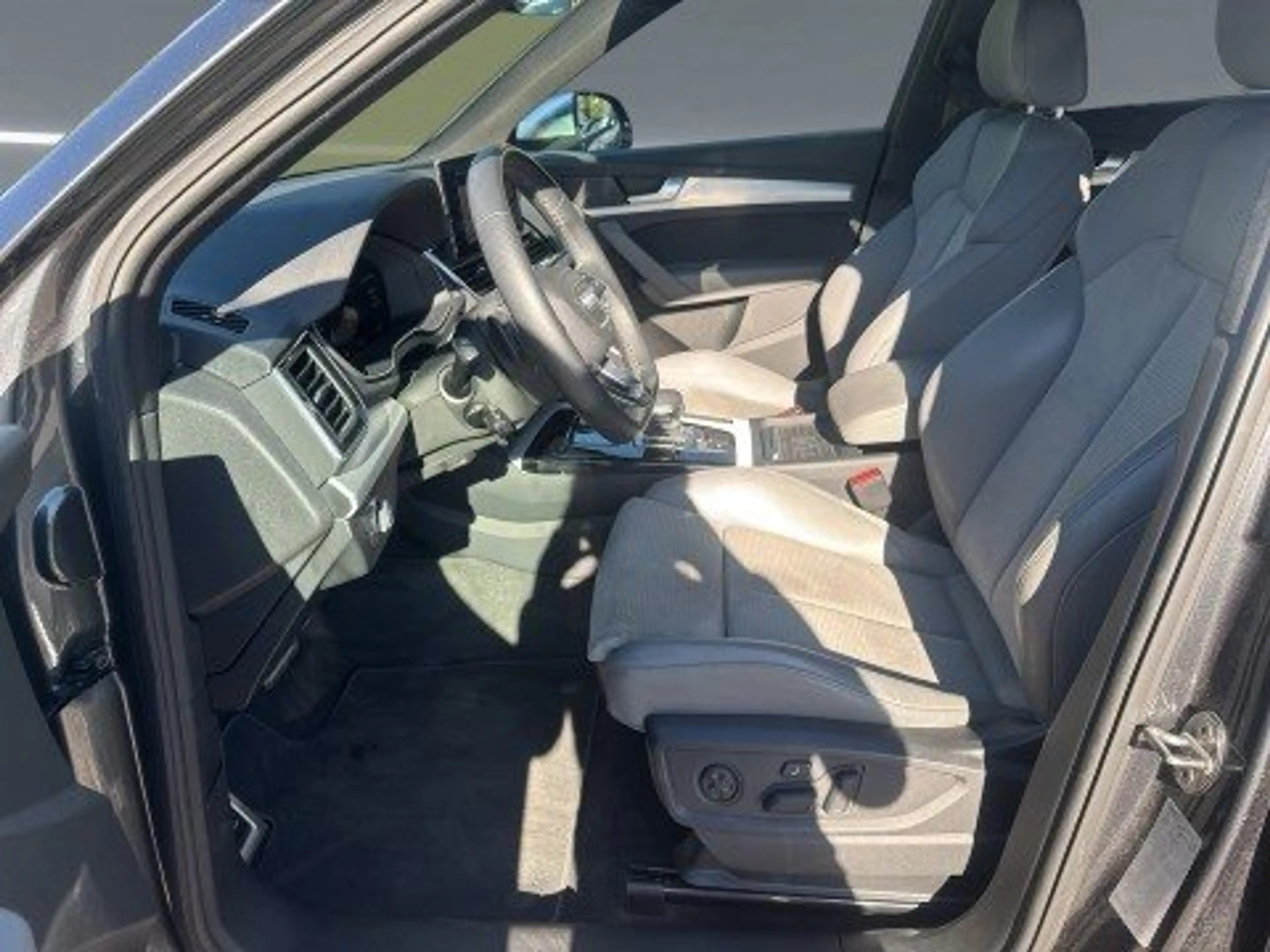Audi SQ5 TDI qu LED KAMERA PANO PDC+ NAVI SHZ Virtual — photo 13