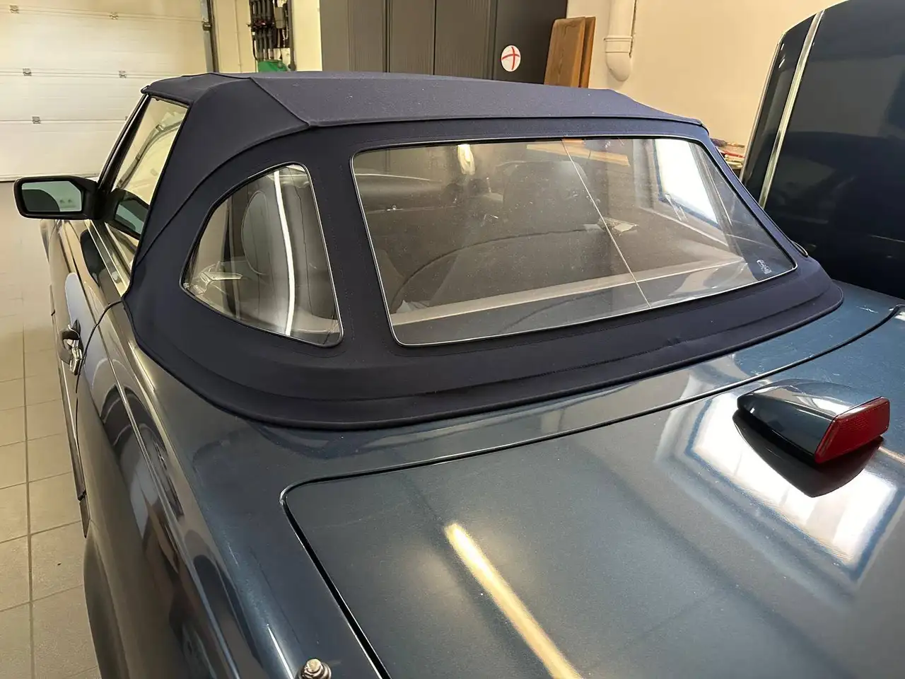 Mercedes-Benz SL 560, foto 4