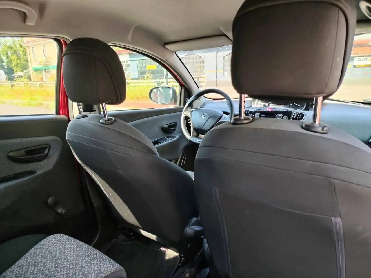Lancia Ypsilon 2021 — фото 14