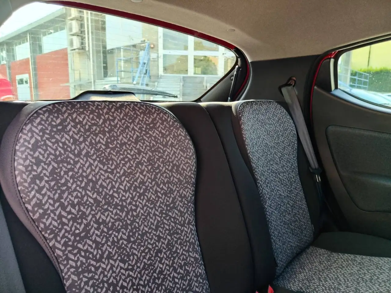 Lancia Ypsilon 2021 — фото 17