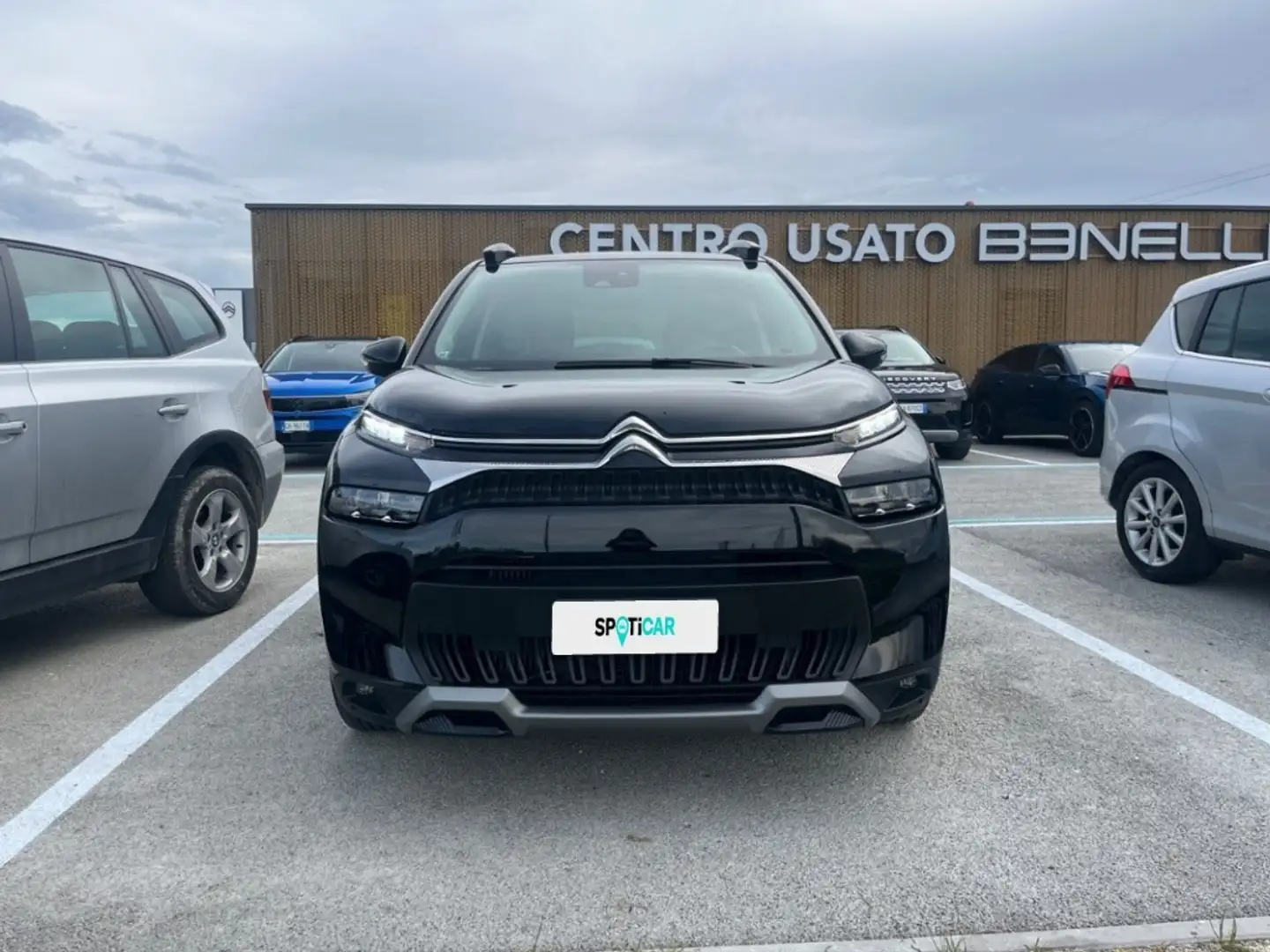 Citroen C3 Aircross 1ª s. - C3 Aircross BlueHDi 110 S&S Feel Černá - 2