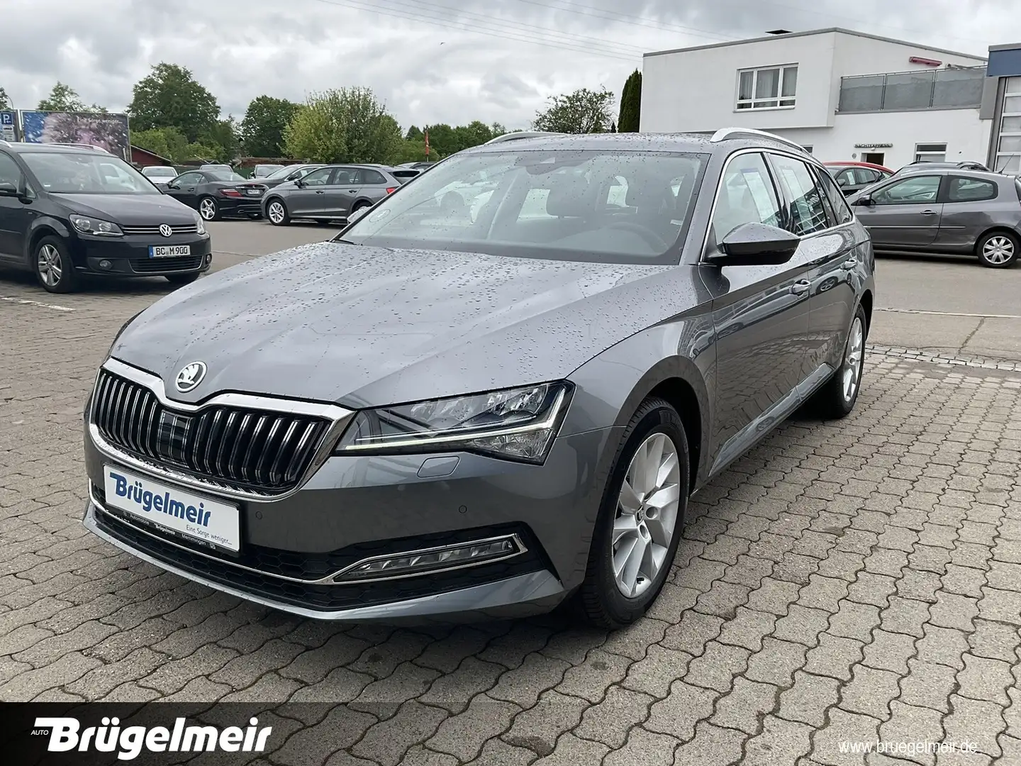 Skoda Superb Superb Combi 2.0 TDI DSG Style+ACC+KAM+KESSY+17" Grau - 2