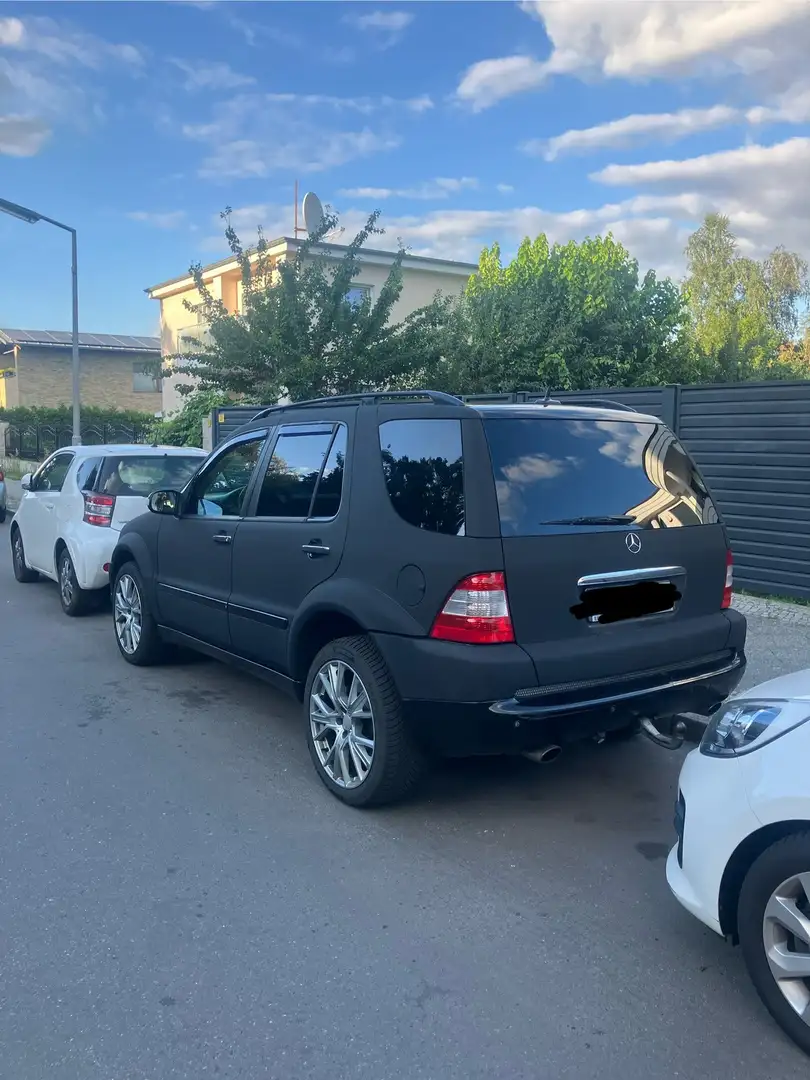 Mercedes-Benz ML 55 AMG - 2