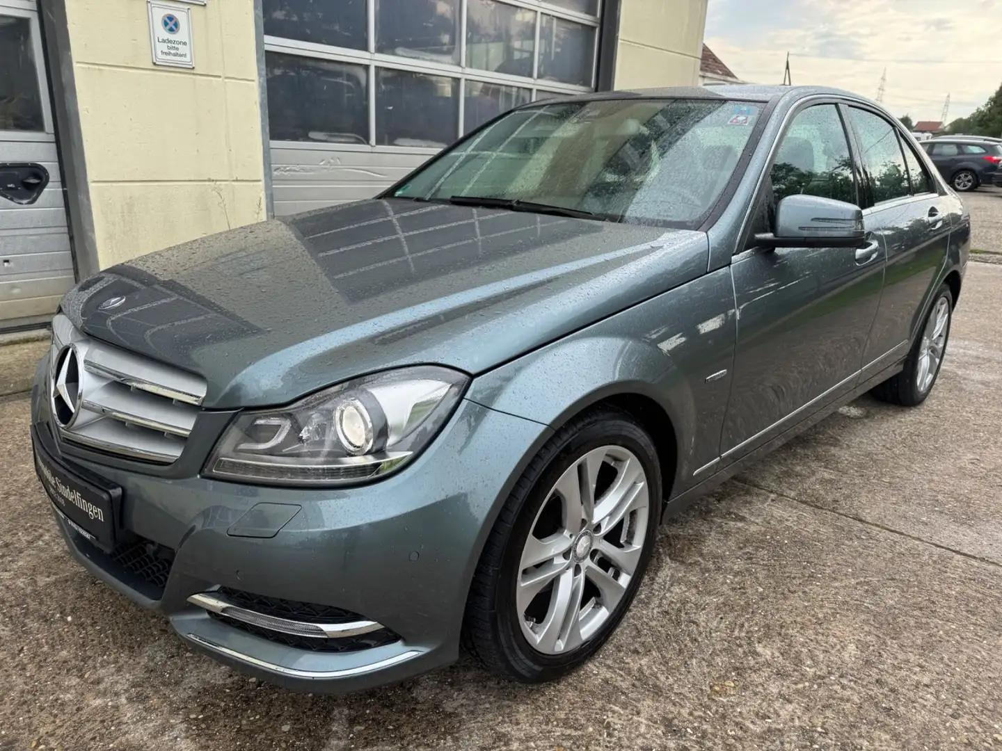 Mercedes-Benz C 180 CGI Lim. Avantgarde*XEN*NAVI*AUT* - 1