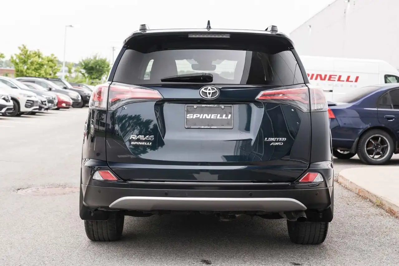 Toyota RAV 4 photo Toyota RAV 4