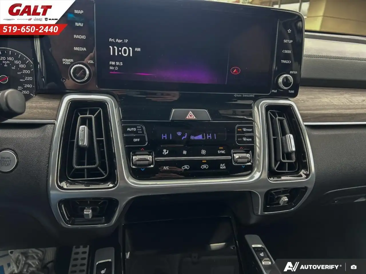 Kia Sorento снимка Kia Sorento