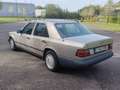 Mercedes-Benz 300 Beige - thumbnail 5