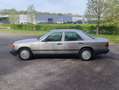 Mercedes-Benz 300 Beige - thumbnail 4