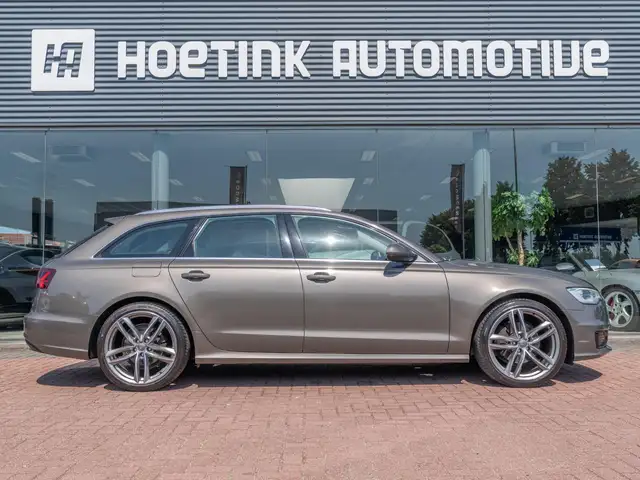 Audi A6 view 11