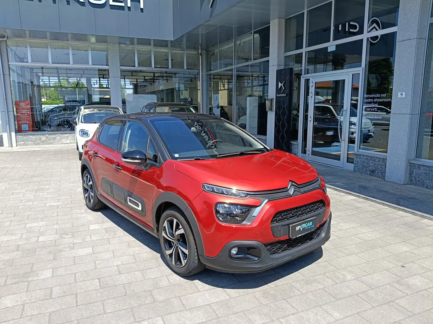 Citroen C3 1.2 PureTech 83cv SHINE PACK USATO GARANTITO Rosso - 1