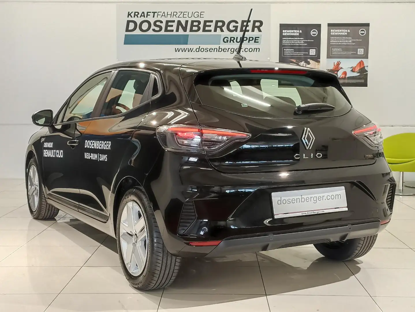 Renault Clio Clio Evolution E-Tech Full Hybrid 145 Zwart - 2