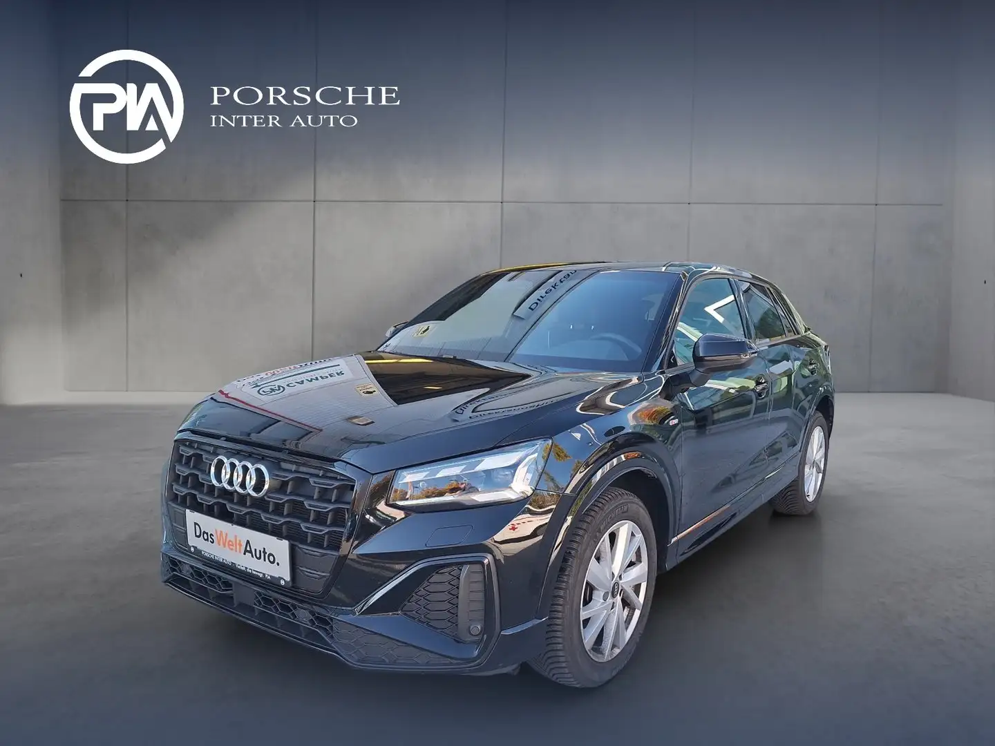 Audi Q2 30 TFSI S line Schwarz - 1