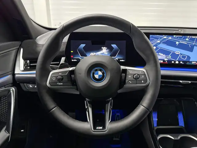 BMW Ix2 view 13