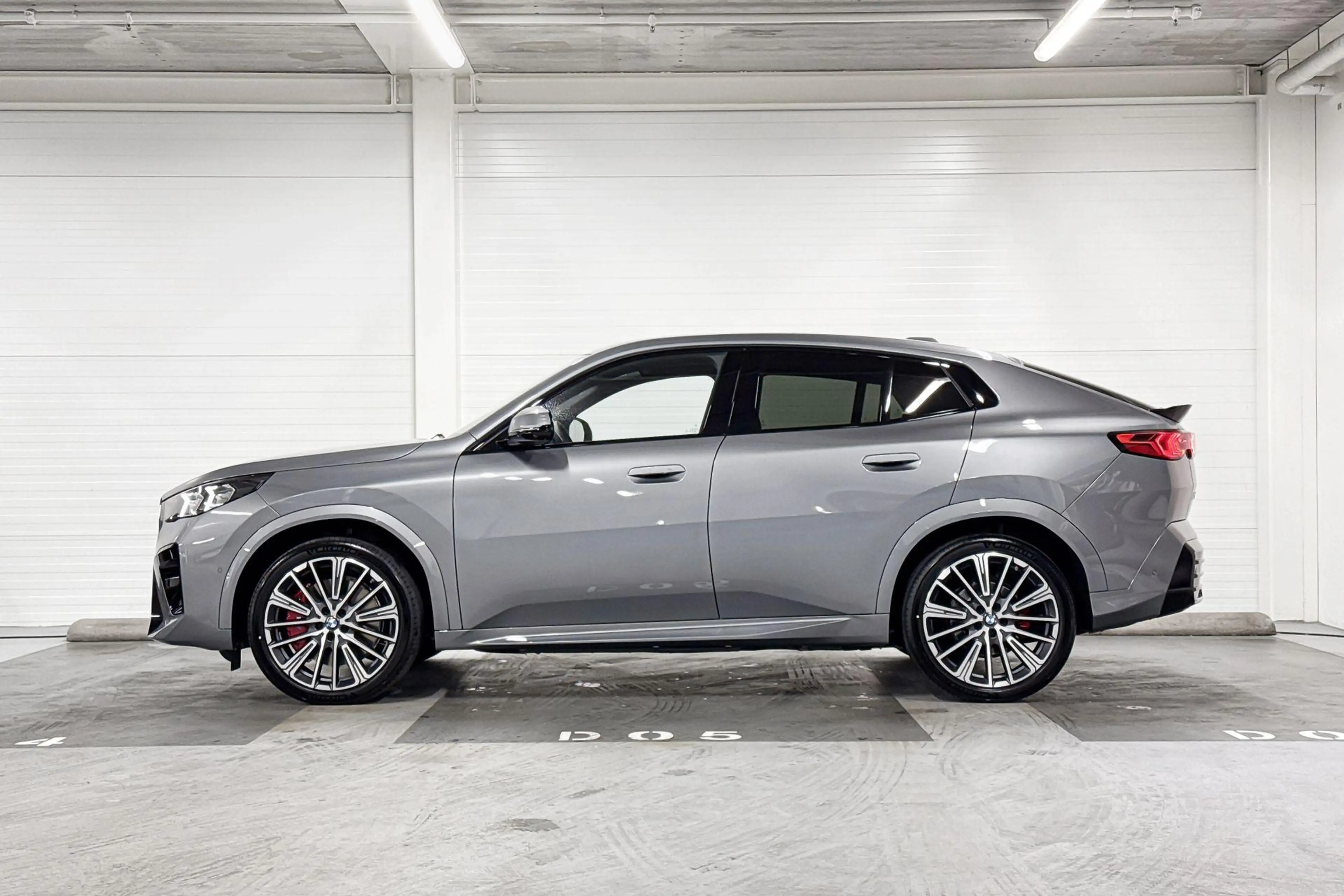 BMW iX2 iX2 eDrive20 | M-Sport Pro | Innovation Pack | Dri — photo 2