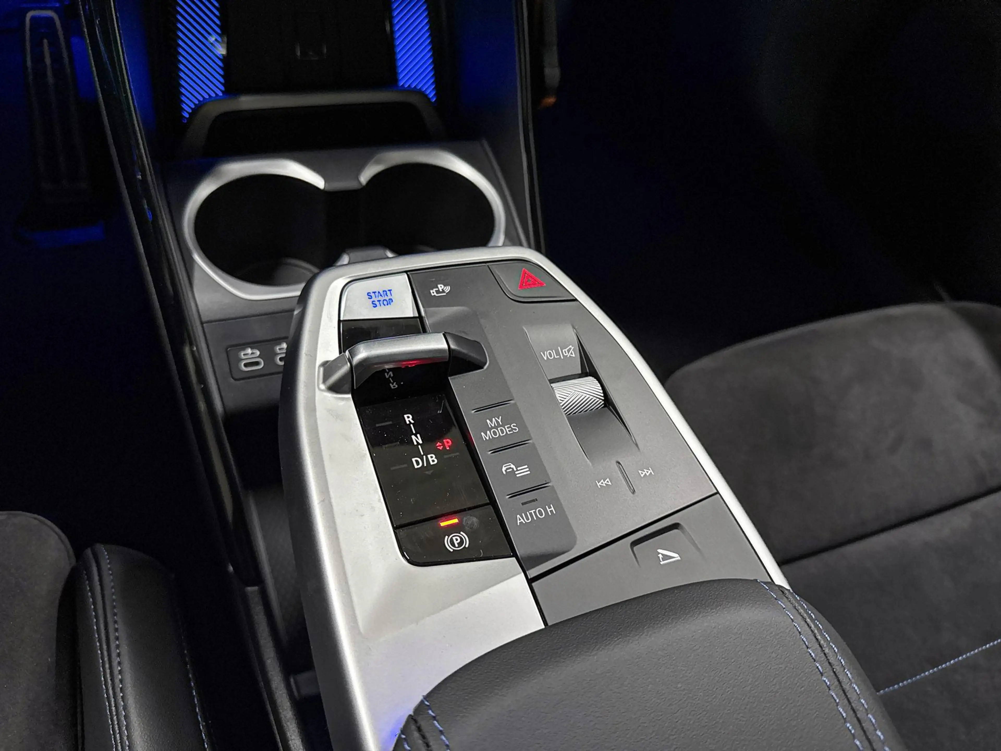 BMW iX2 iX2 eDrive20 | M-Sport Pro | Innovation Pack | Dri — photo 15