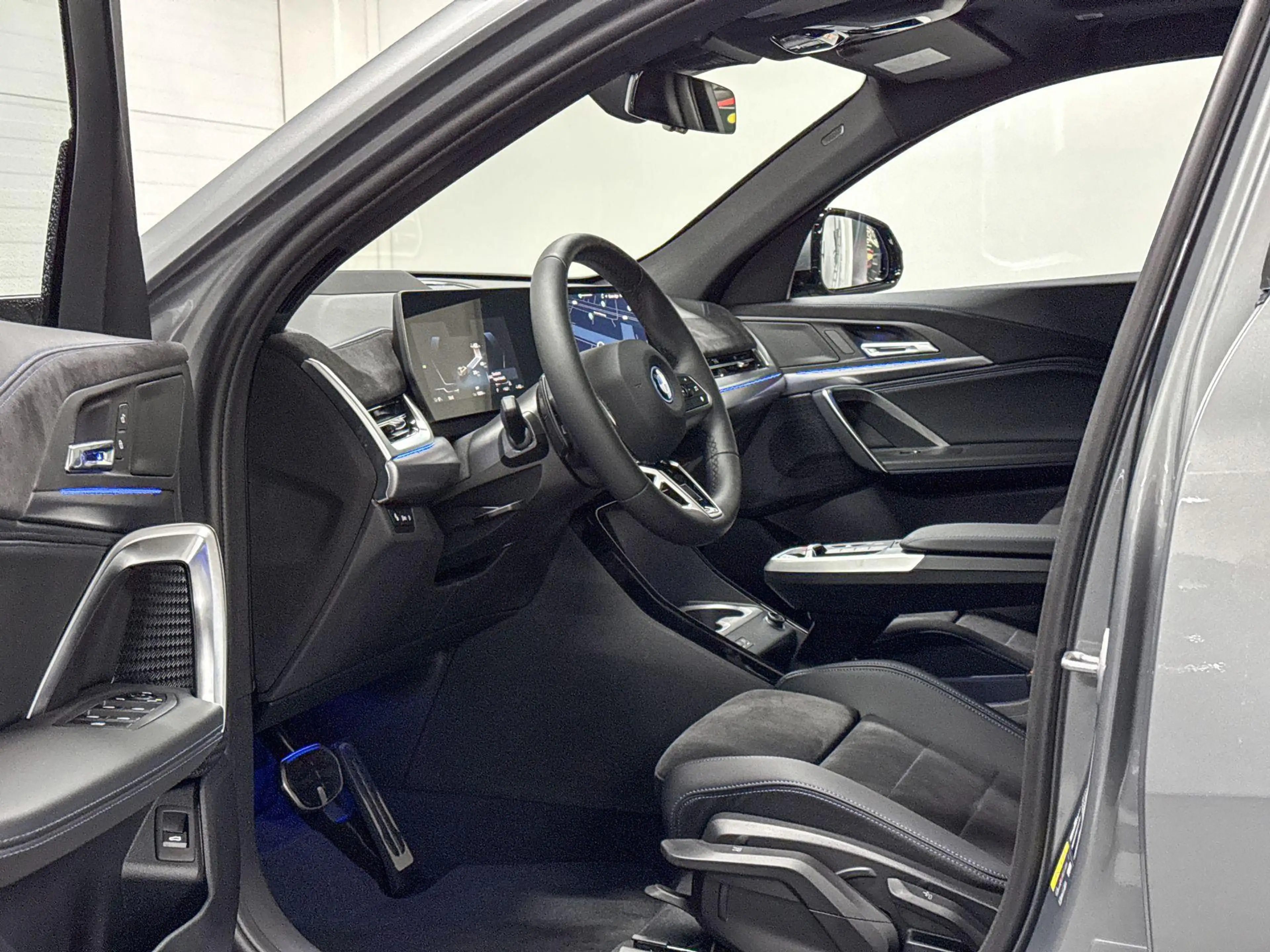 BMW iX2 iX2 eDrive20 | M-Sport Pro | Innovation Pack | Dri — photo 9