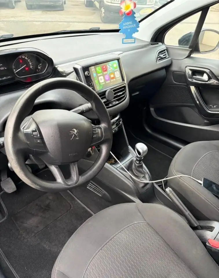 Peugeot 208 1.6 VTi 120ch BVM5 Allure