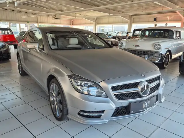 Mercedes-Benz CLS 500 /Fahrzeug der Weltpremiere 2012
