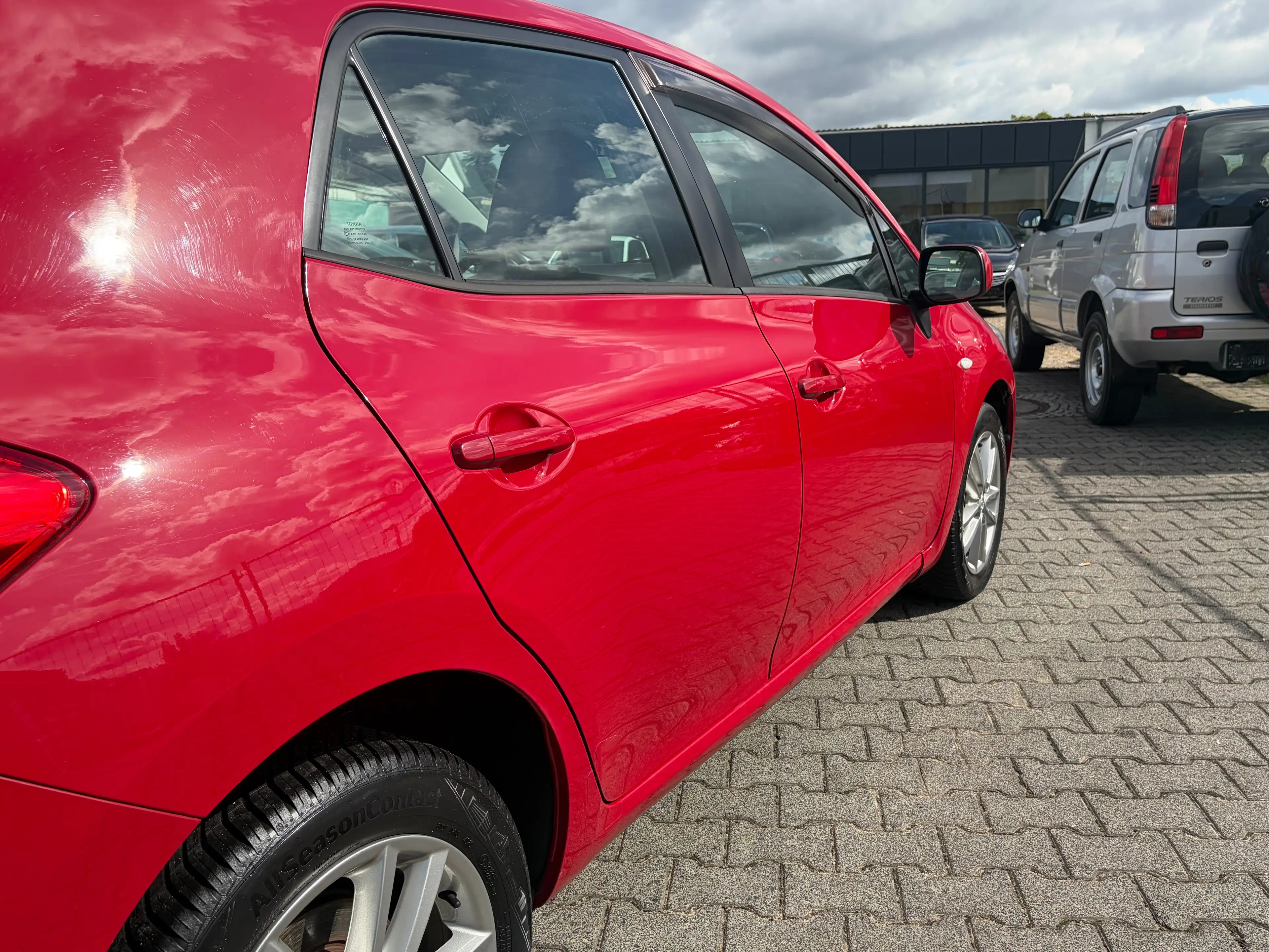 Toyota Auris Life*HU/AU Neu*4/5T*Klima*Navi*Bluetooth — photo 10