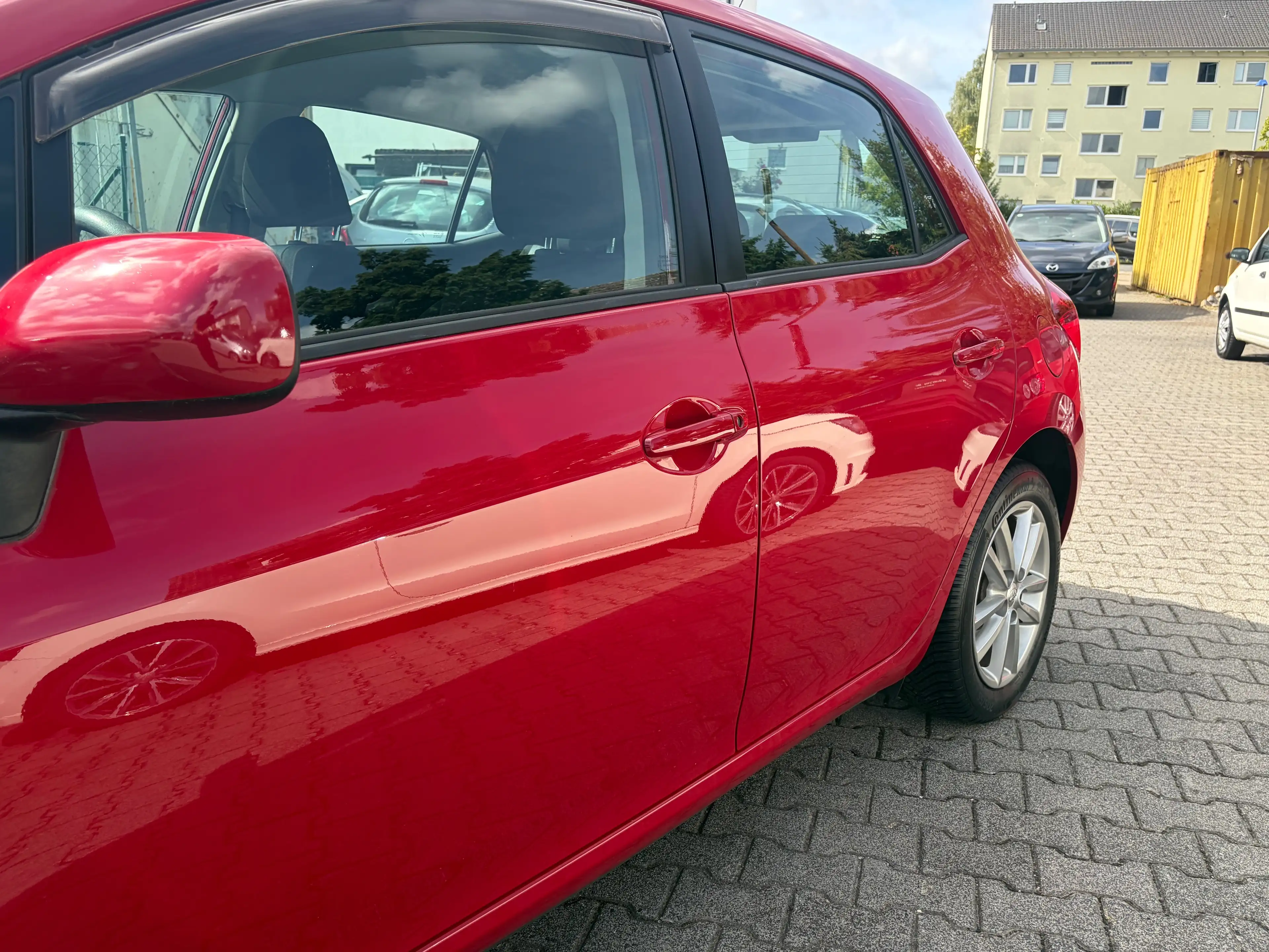 Toyota Auris Life*HU/AU Neu*4/5T*Klima*Navi*Bluetooth — photo 3