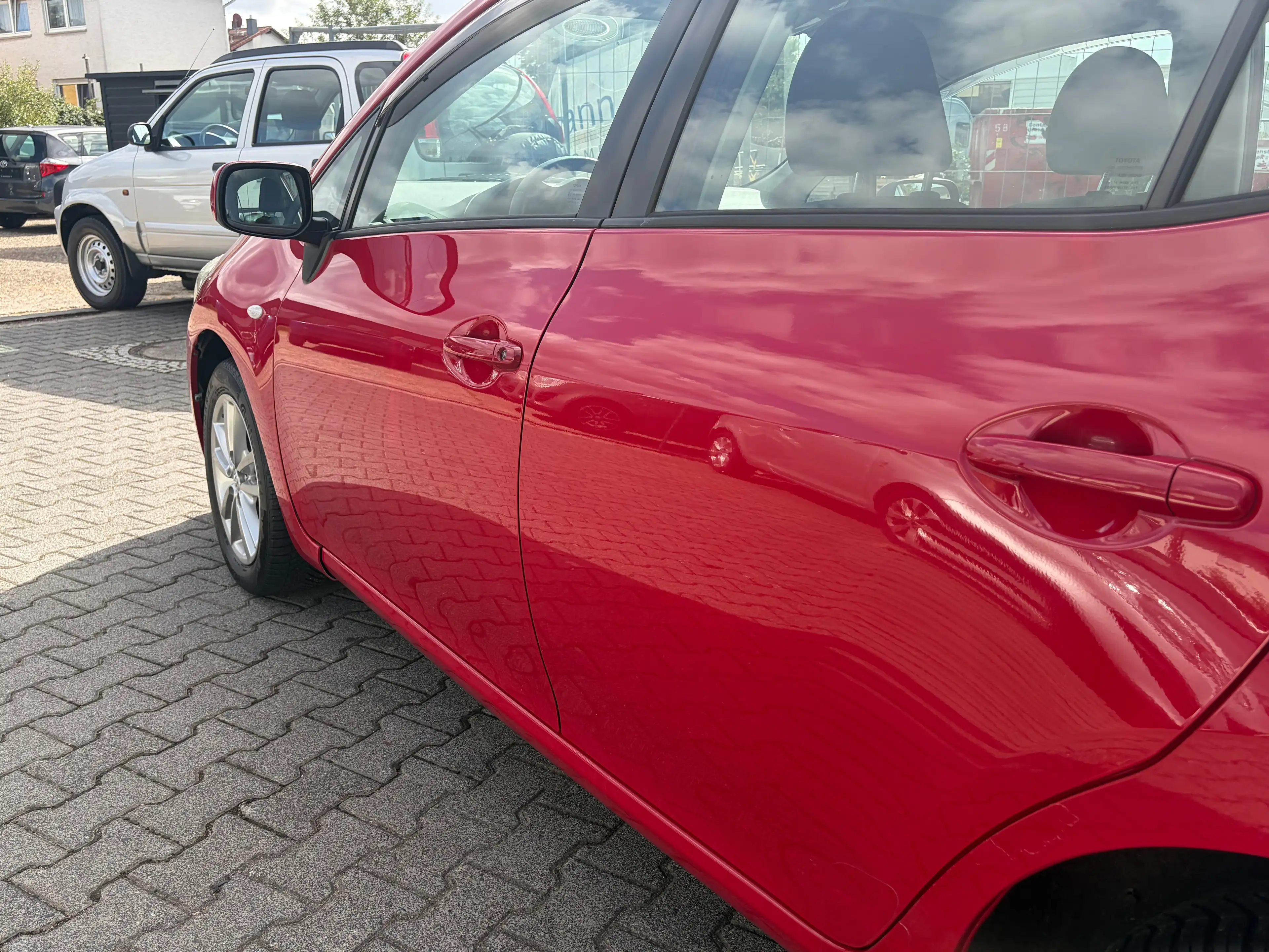 Toyota Auris Life*HU/AU Neu*4/5T*Klima*Navi*Bluetooth — photo 4