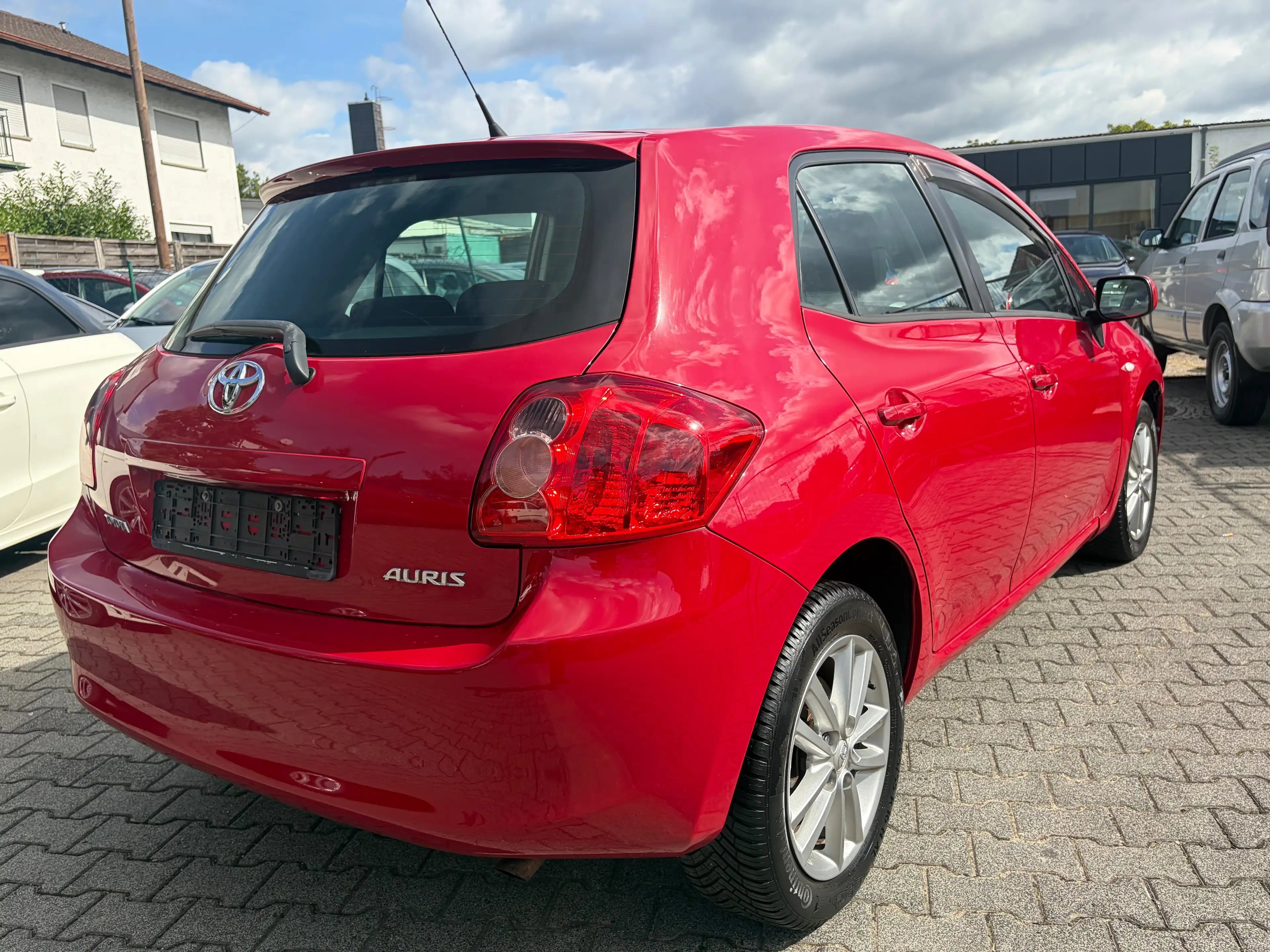 Toyota Auris Life*HU/AU Neu*4/5T*Klima*Navi*Bluetooth — photo 8
