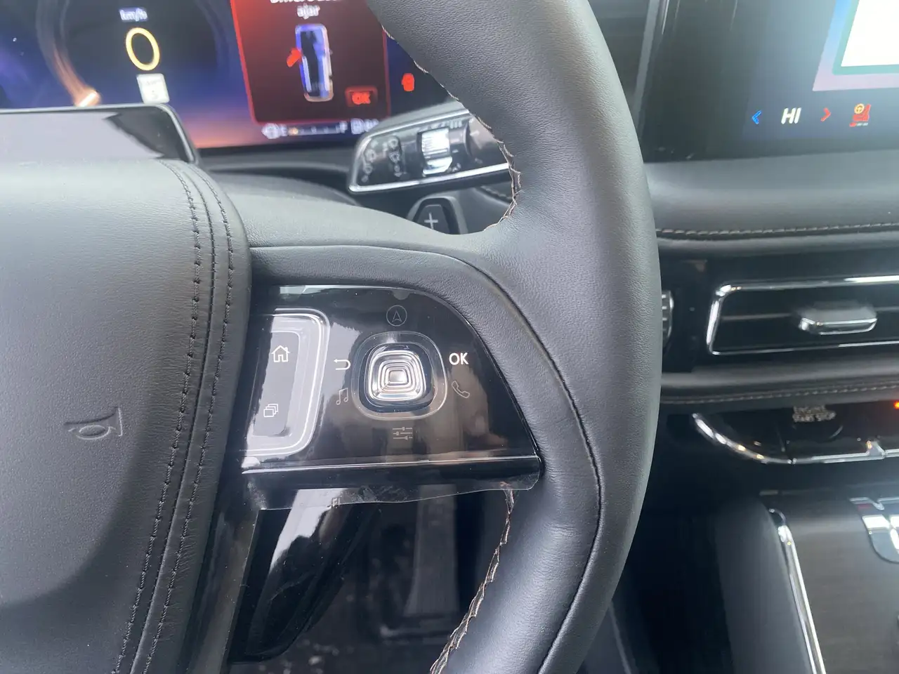 Lincoln Aviator снимка Lincoln Aviator