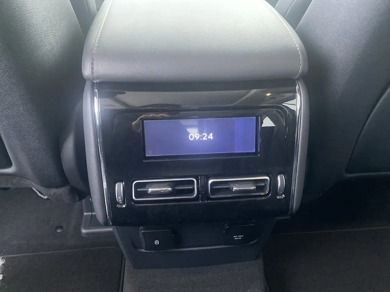 Lincoln Aviator снимка Lincoln Aviator