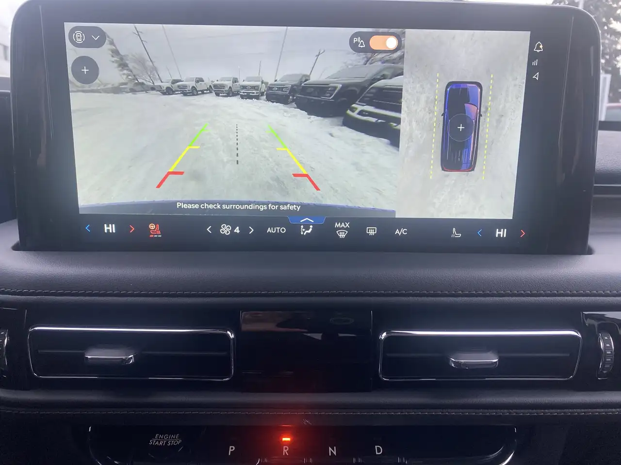 Lincoln Aviator снимка Lincoln Aviator