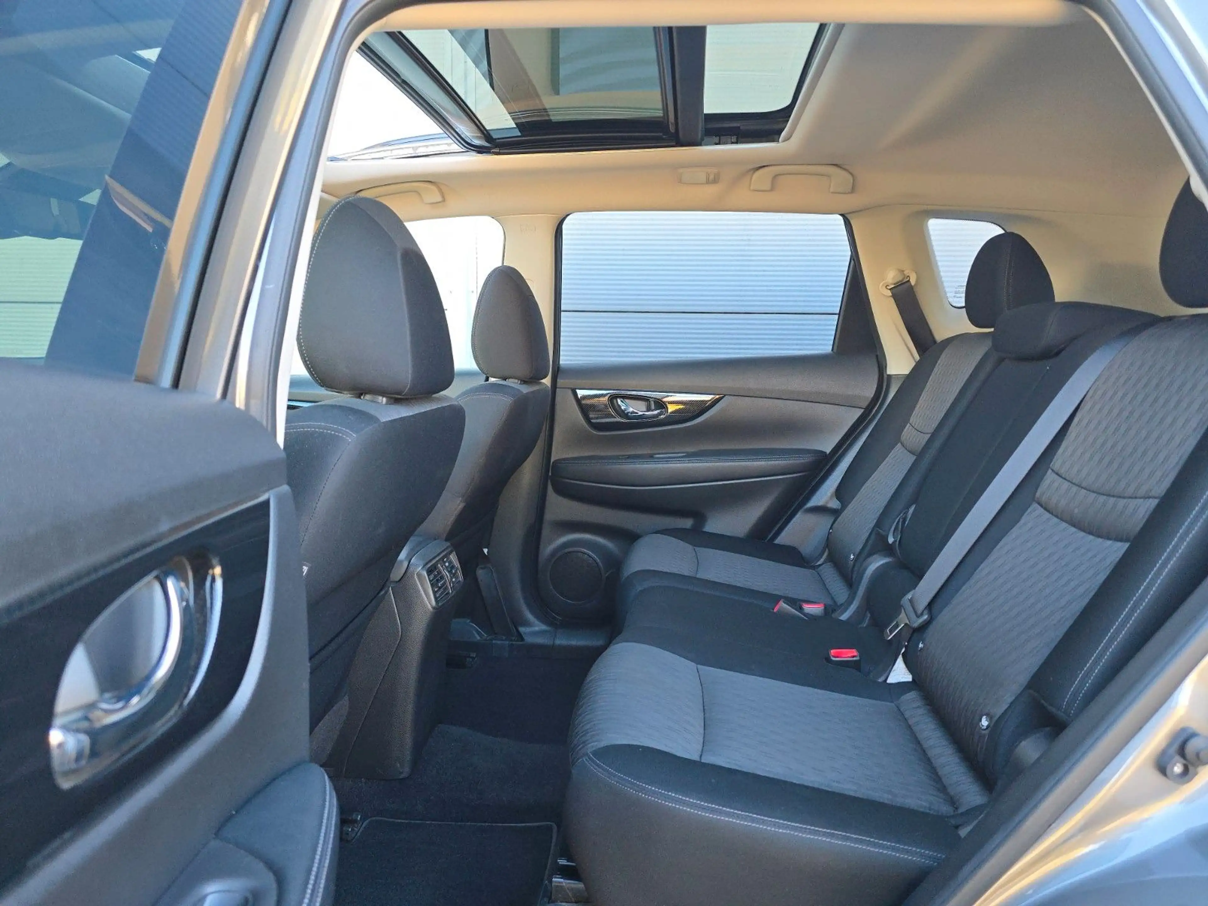 Nissan X-Trail 4x4 N-Tec (360 Kamera/Navi/Panorama) — photo 9