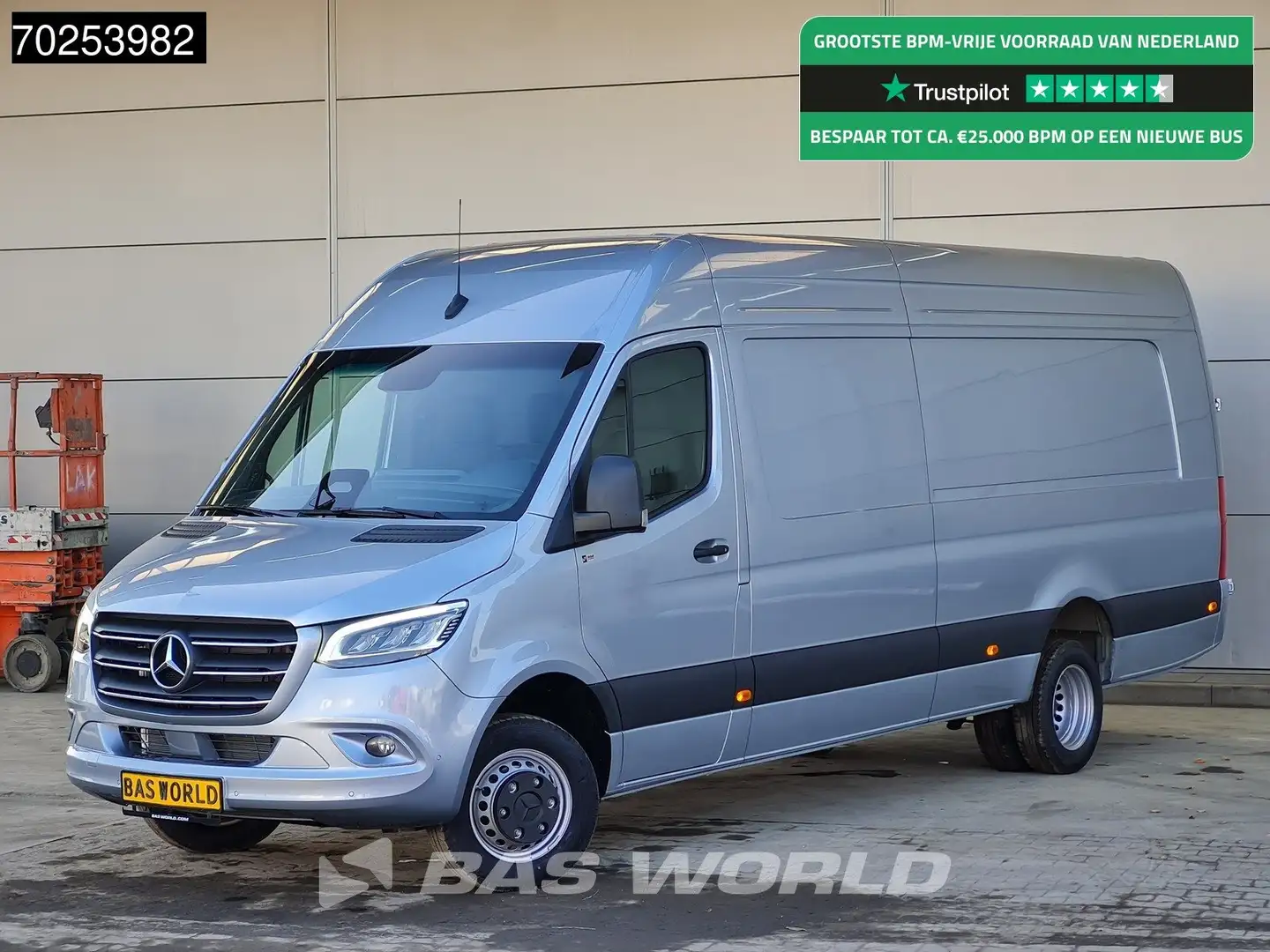 Mercedes-Benz Sprinter 519 CDI Automaat Dubbellucht L4H2 XXL 3500kg trekh Zilver - 1