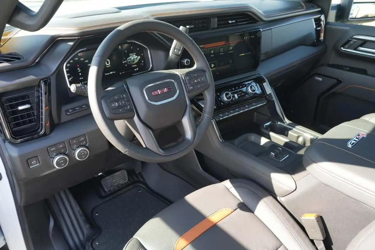 GMC Sierra 3500HD снимка GMC Sierra 3500HD