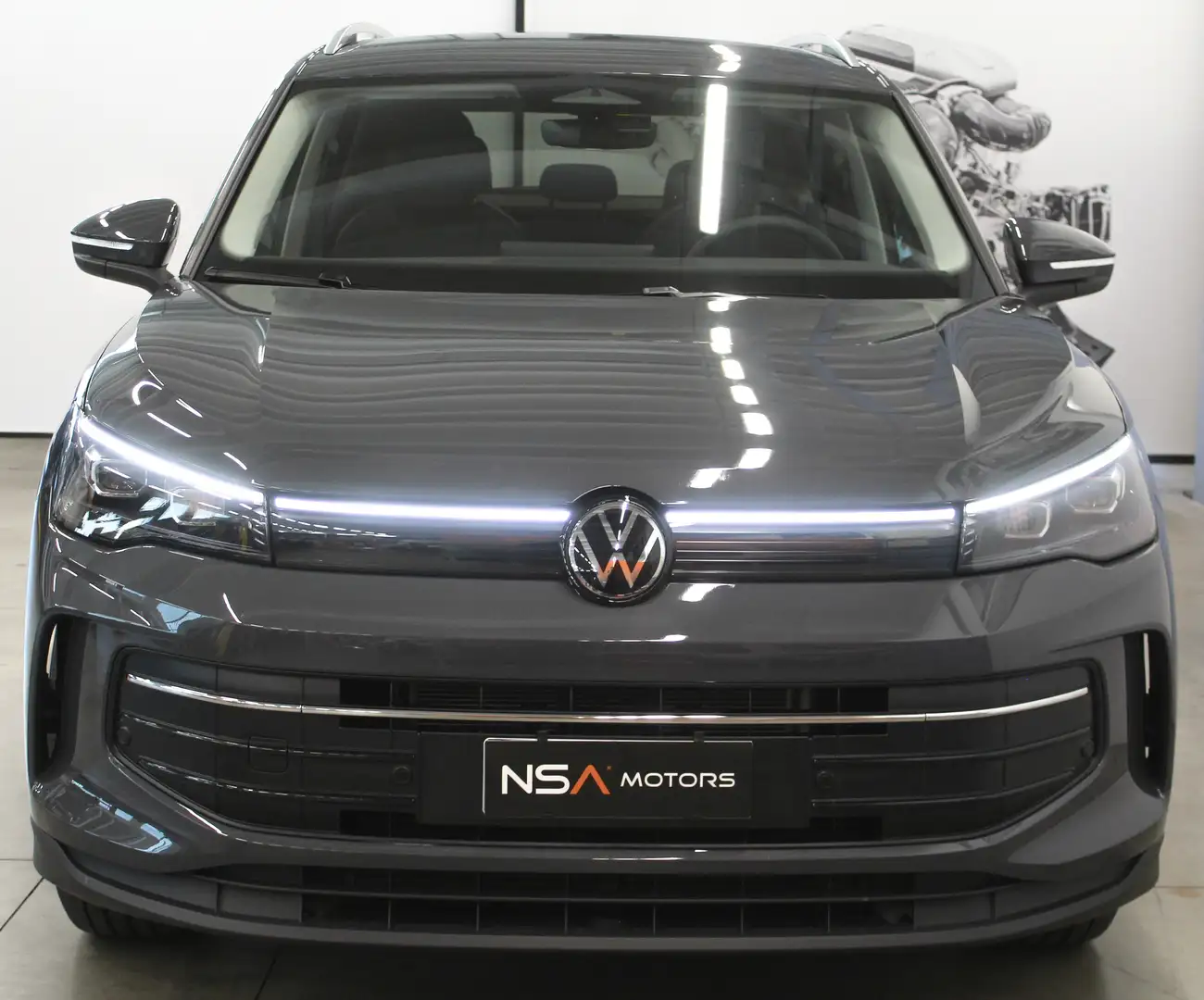 Volkswagen Tiguan 2.0 TDI 150 CV DSG  Edition Plus Grigio - 2