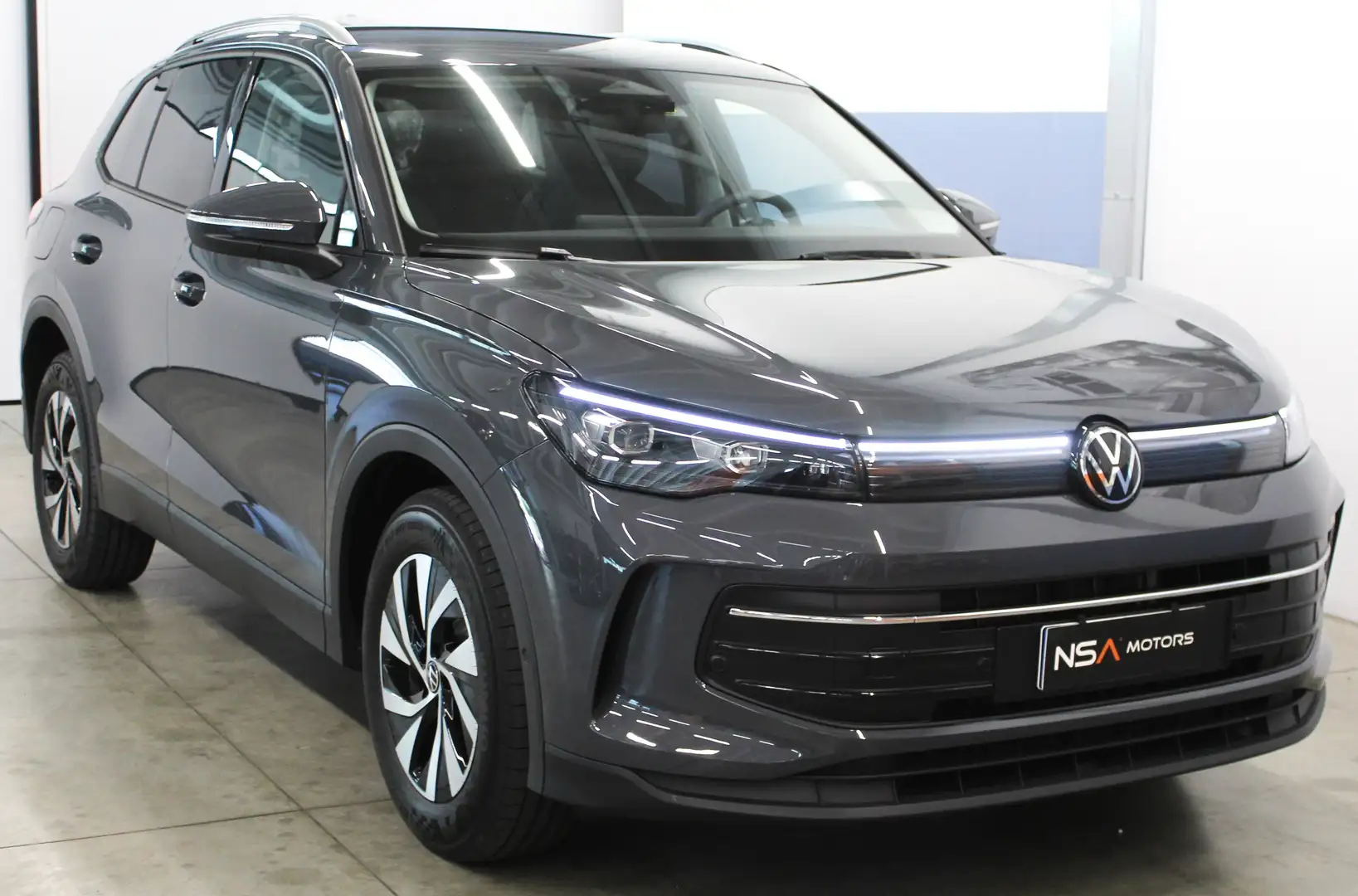 Volkswagen Tiguan 2.0 TDI 150 CV DSG  Edition Plus Grigio - 1
