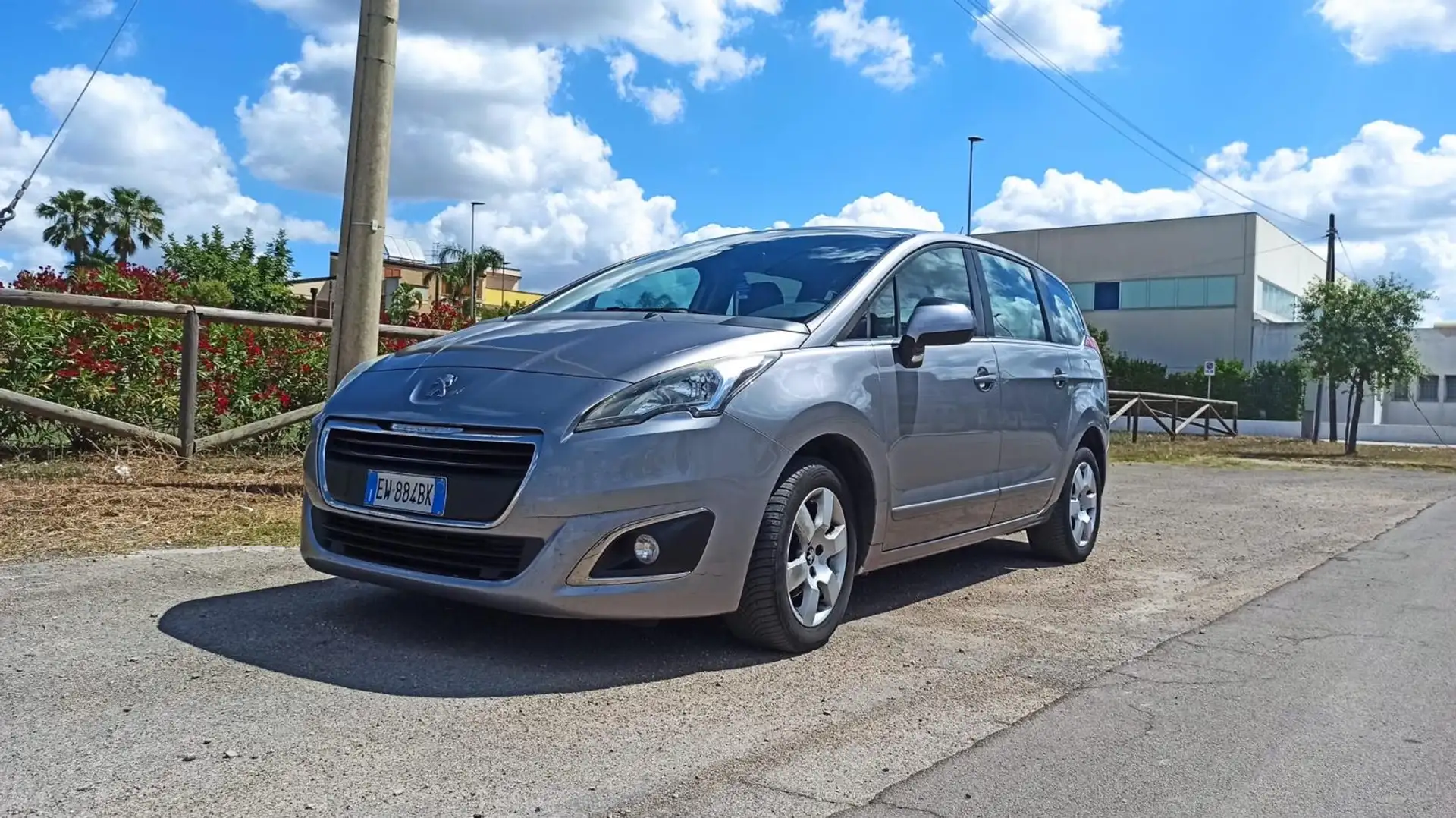 Peugeot 5008 1.6 hdi 8v Access 115cv - 1