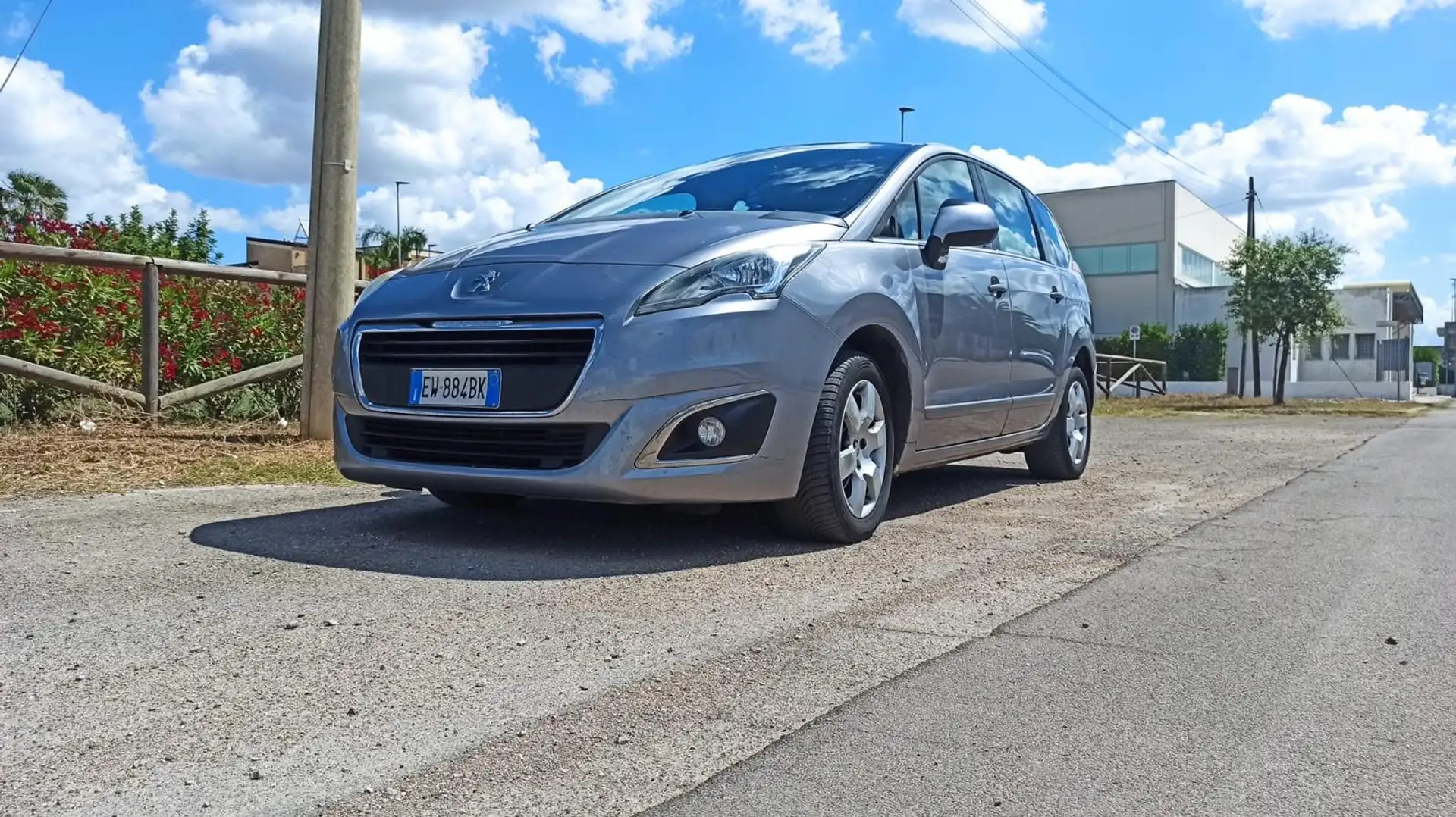 Peugeot 5008 1.6 hdi 8v Access 115cv - 2