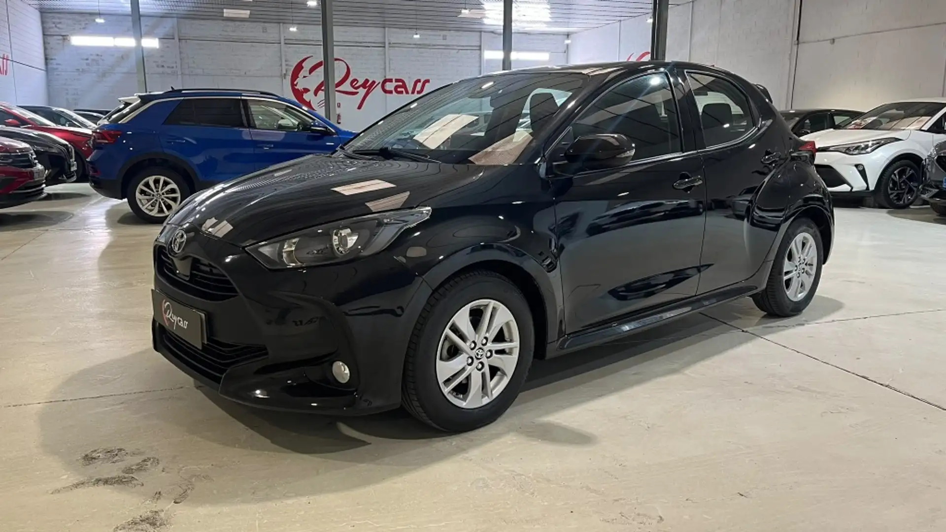 Toyota Yaris 125 S-Edition Negro - 2