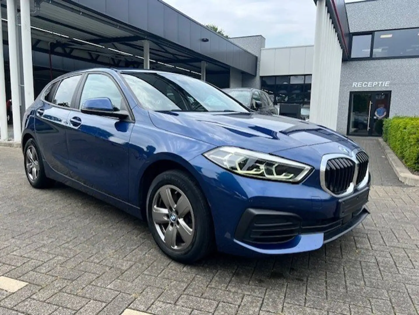 BMW 116 i Autom  Navi/Led/Pdc 81.000km! - 1