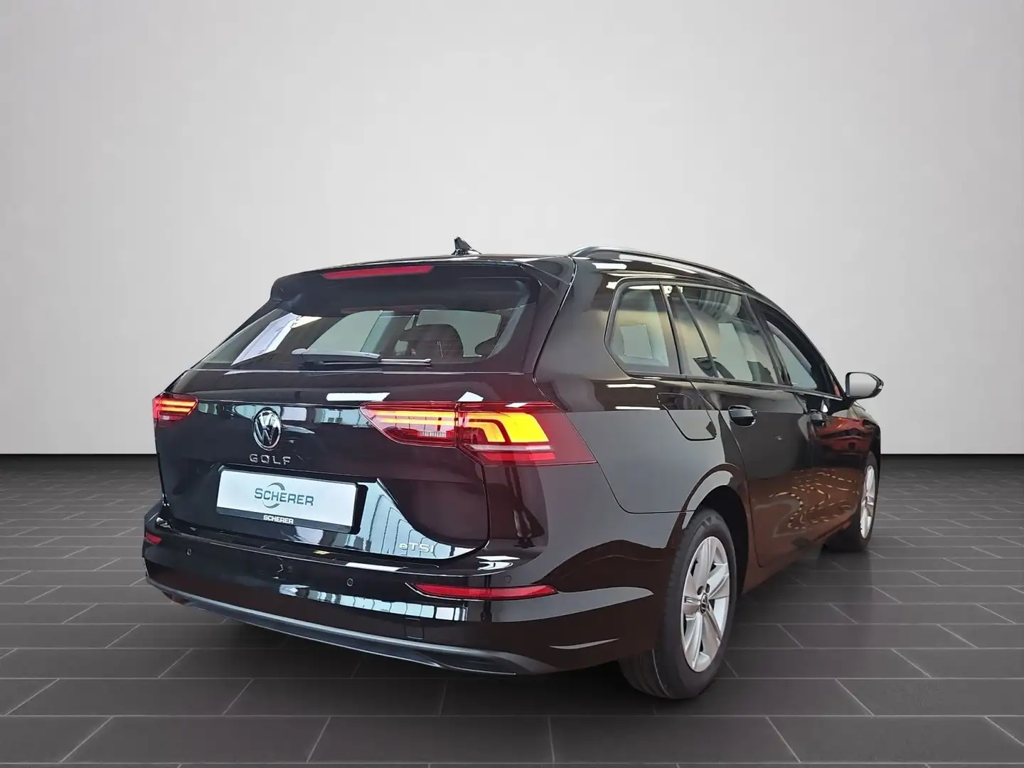 Volkswagen Golf Variant Golf VIII Variant Life 1,5 l eTSI OPF 110 kW (15 Schwarz - 2