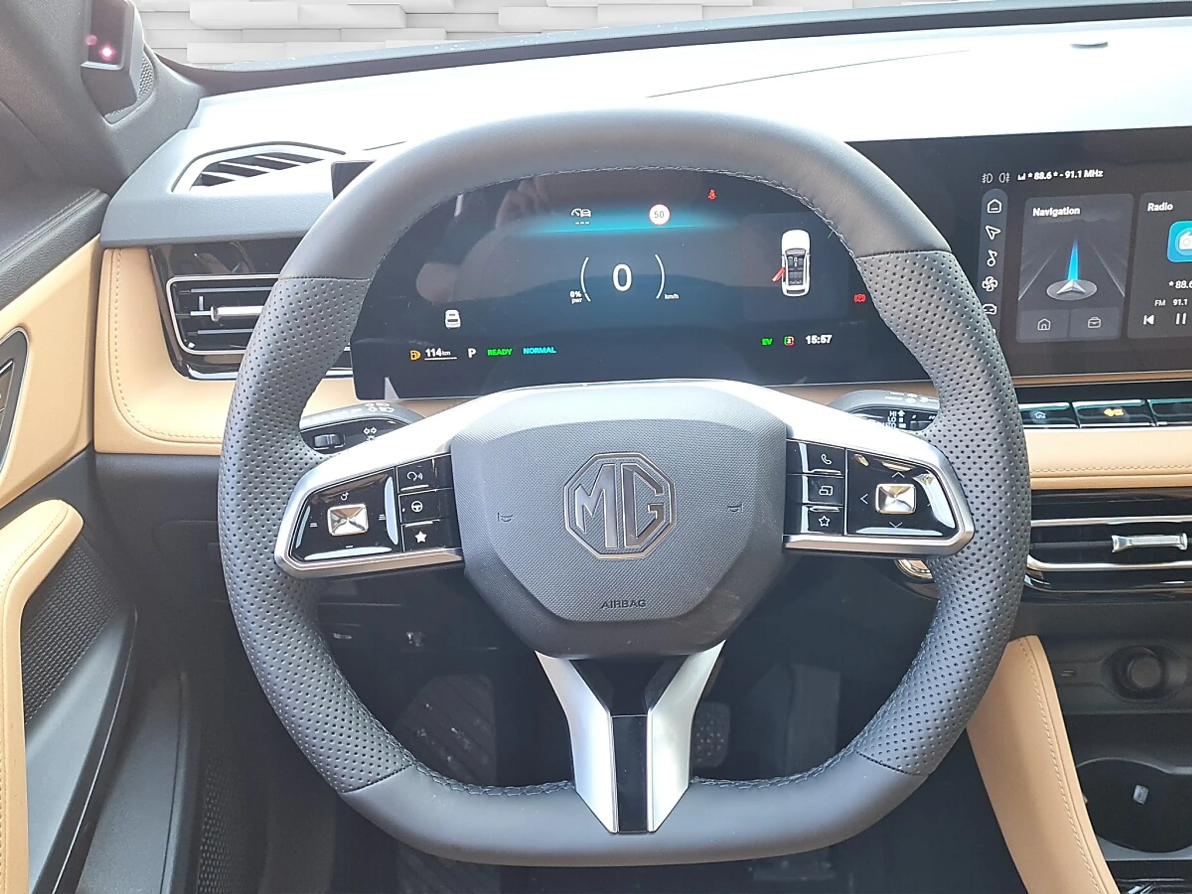 MG HS Hybrid+ Luxury + Lenkradheizung — photo 11