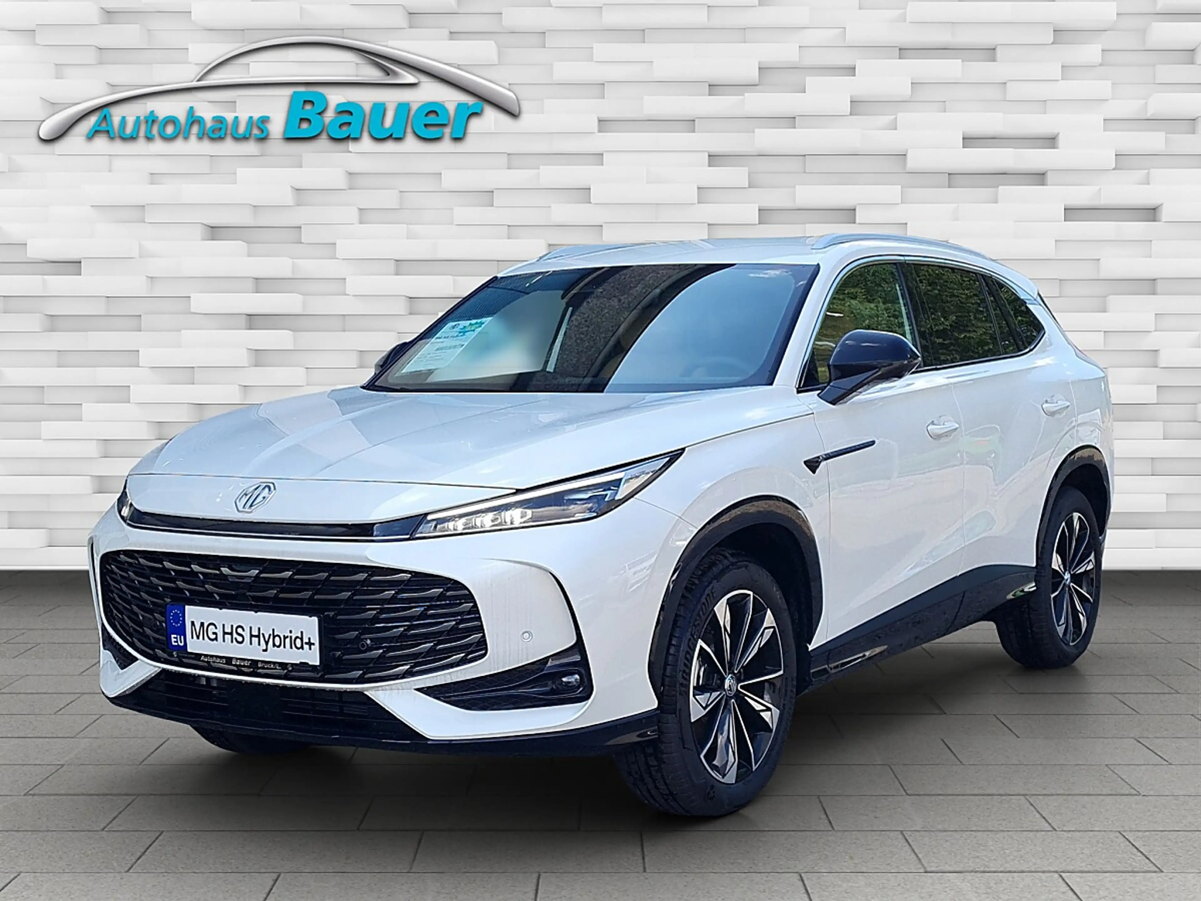 MG HS Hybrid+ Luxury + Lenkradheizung
