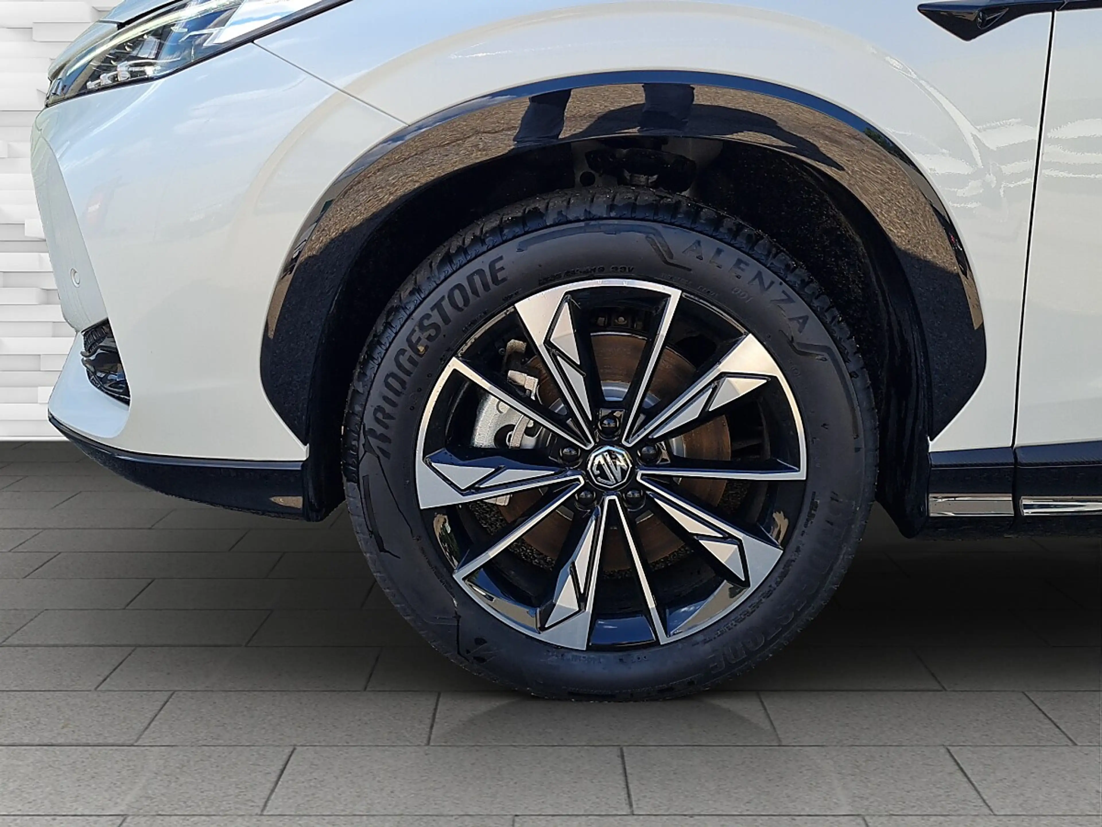 MG HS Hybrid+ Luxury + Lenkradheizung — photo 6