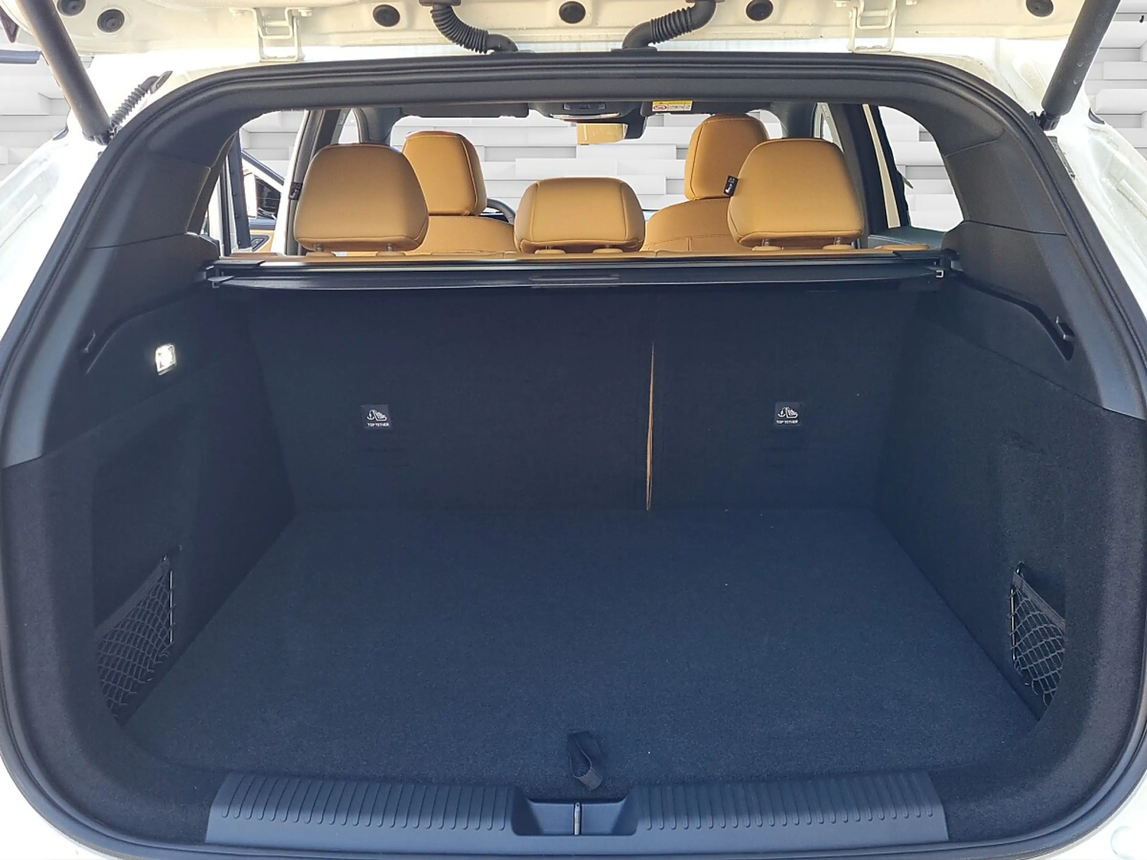 MG HS Hybrid+ Luxury + Lenkradheizung — photo 9