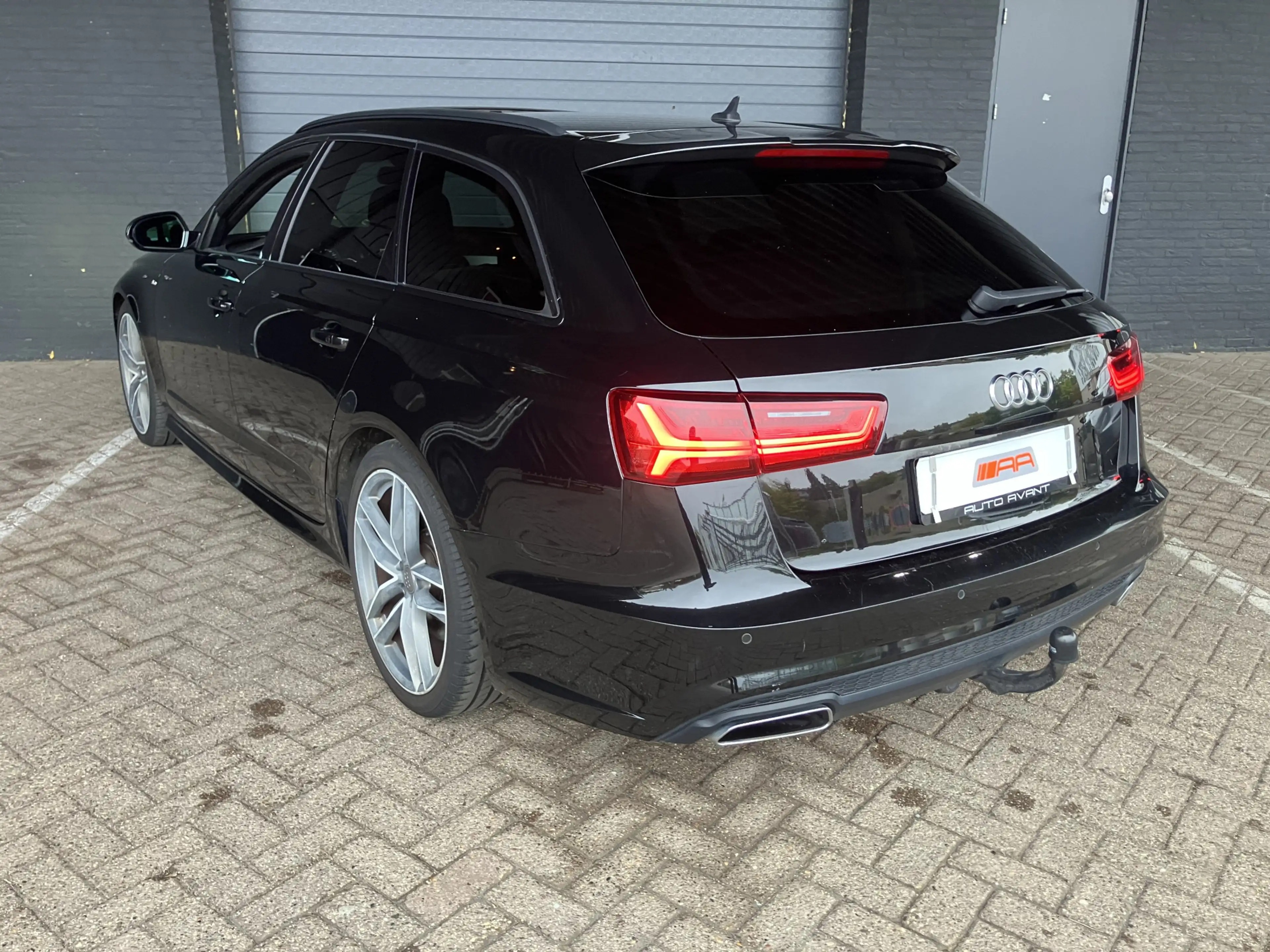 Audi A6 Avant 3.0 TDI QUATTRO PANO-MATRIX-LED-VOLL — photo 6