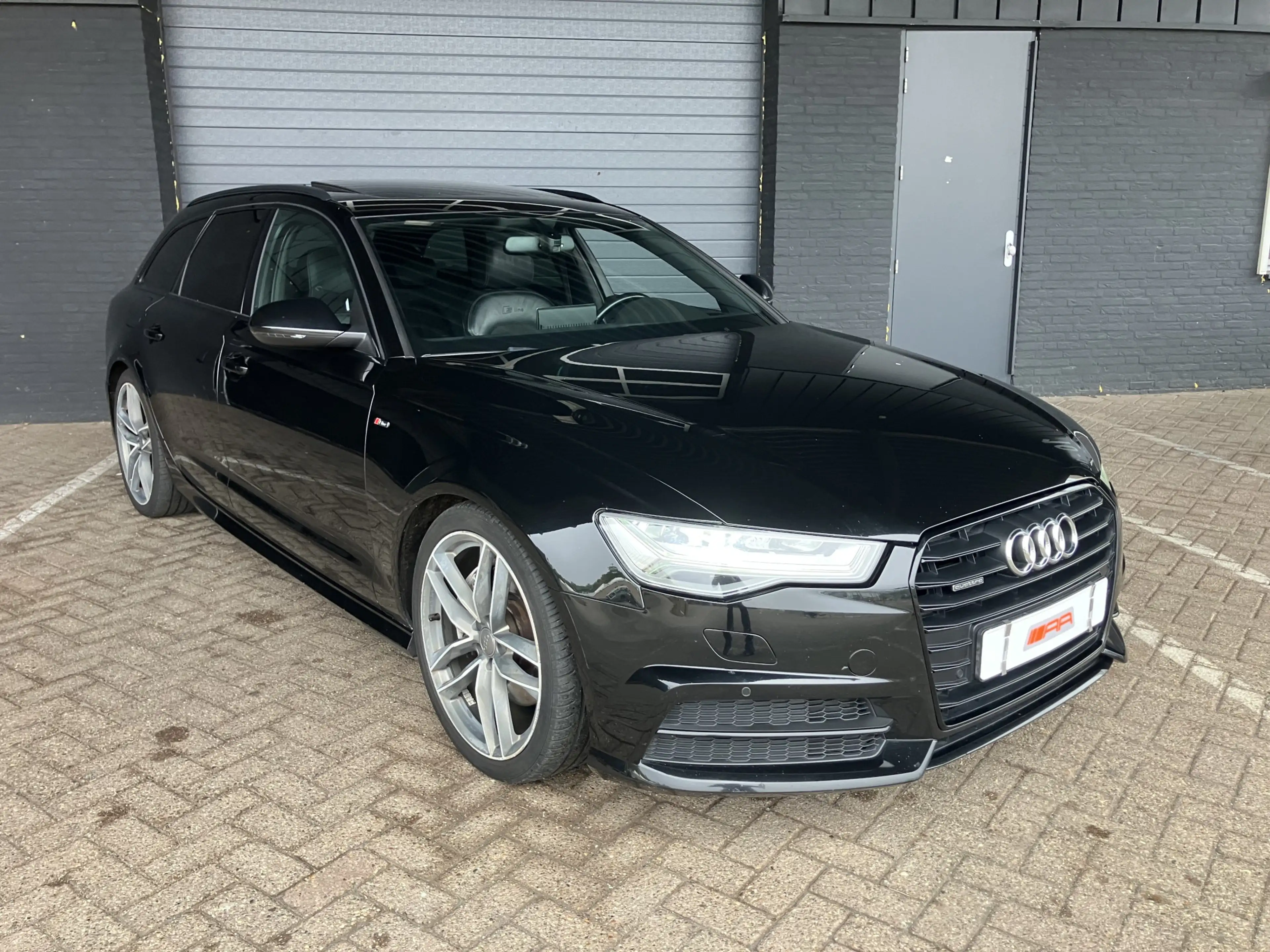 Audi A6 Avant 3.0 TDI QUATTRO PANO-MATRIX-LED-VOLL — photo 4